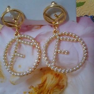 Erarrings F lab created pears, trending